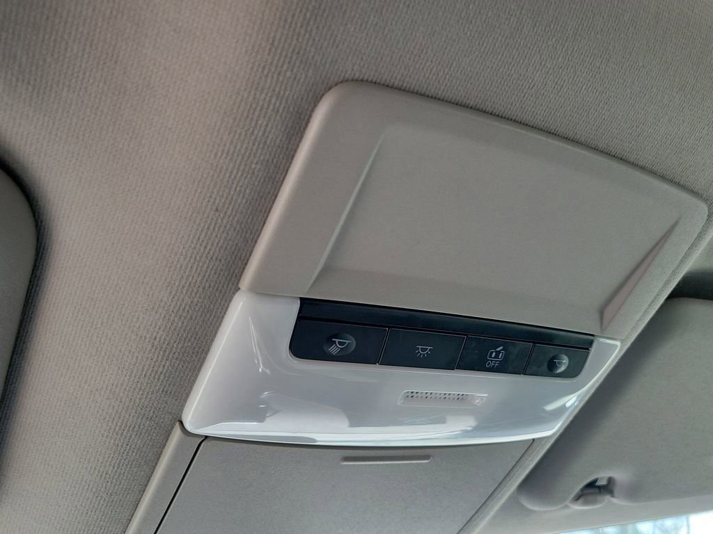 Used 2022 Nissan Sentra SR w/ Trunk Package image 25