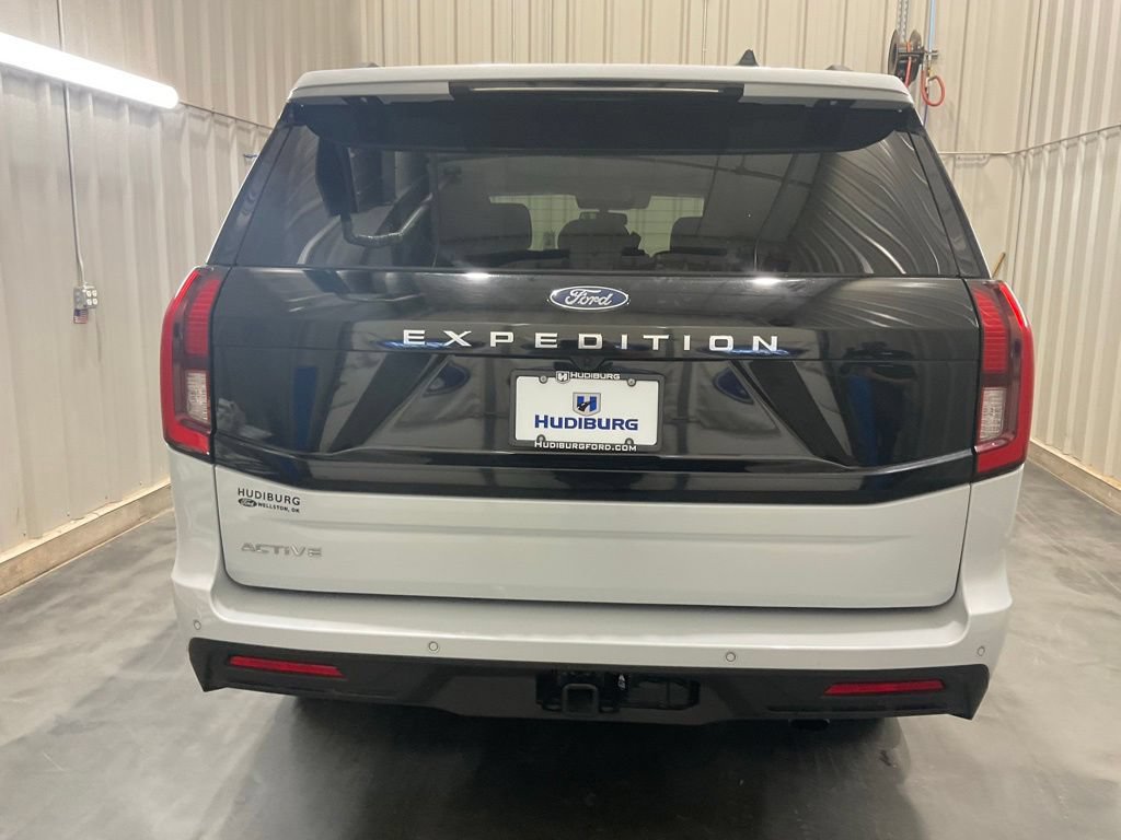 Used 2025 Ford Expedition Active AWD/4WD image 20