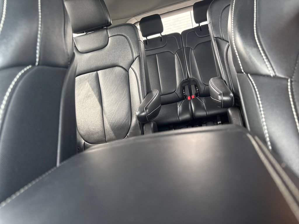 Used 2022 Jeep Grand Cherokee L Limited AWD/4WD image 25