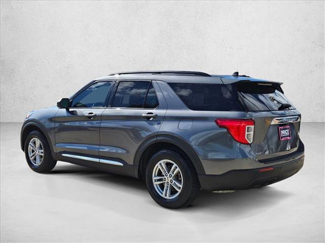Used 2022 Ford Explorer XLT image 7