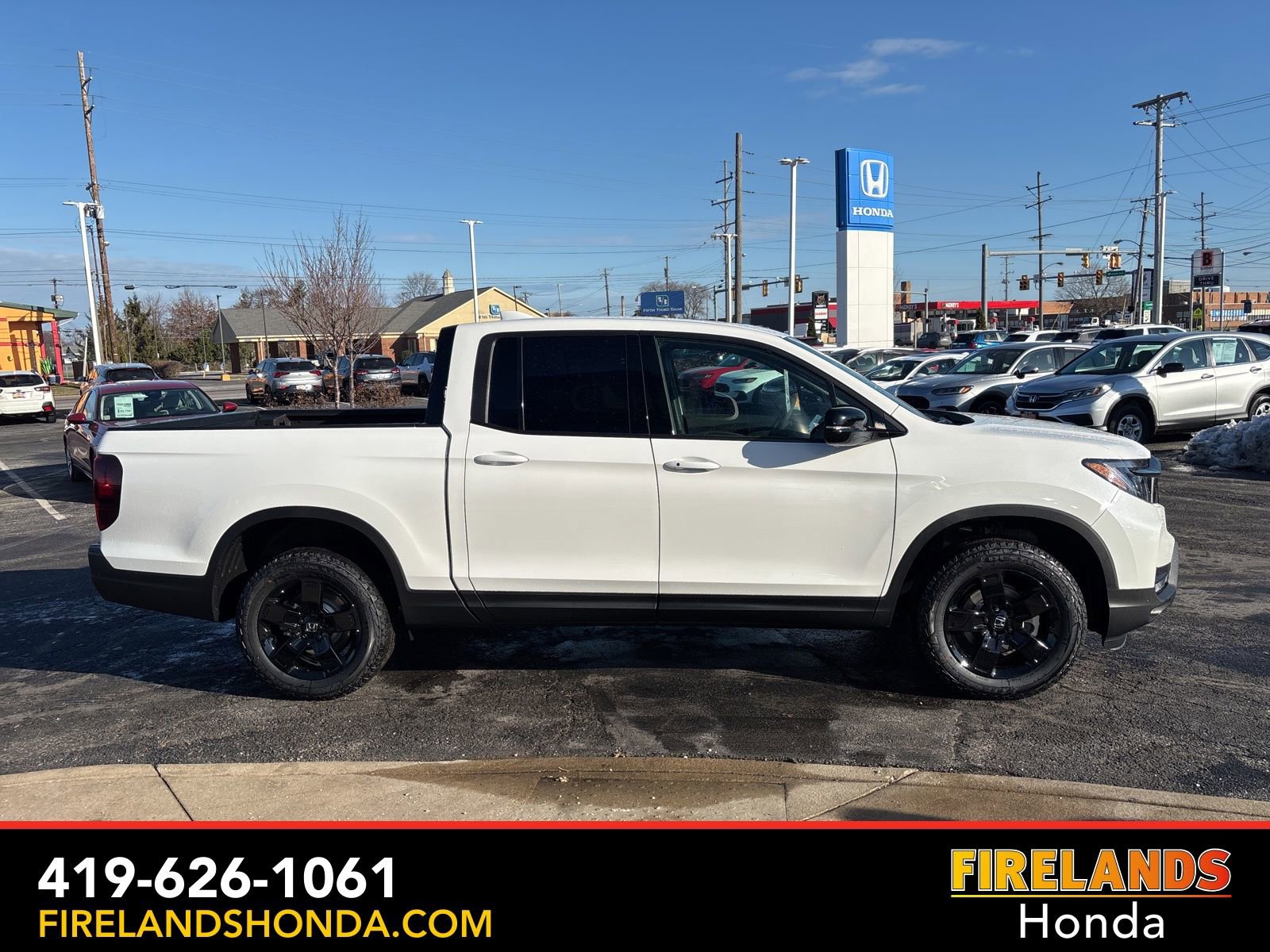 New 2026 Honda Ridgeline Black Edition image 4