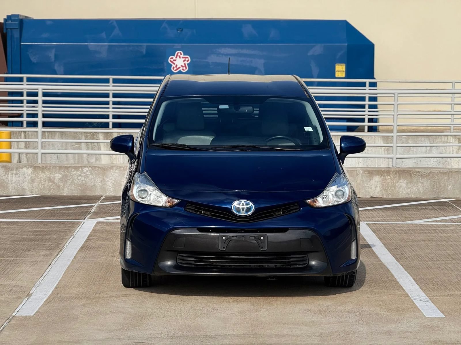 Used 2016 Toyota Prius V Four FWD image 2