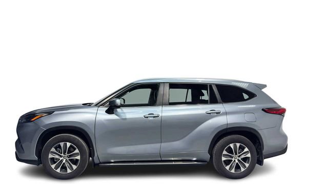 Used 2023 Toyota Highlander XLE
