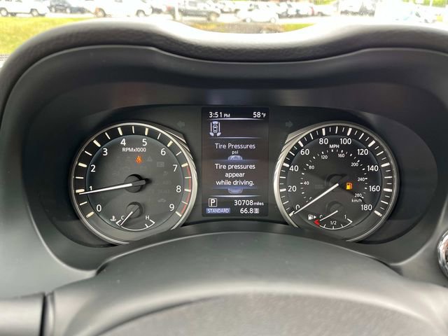 Used 2022 INFINITI Q50 Luxe w/ Cargo Package AWD/4WD image 39