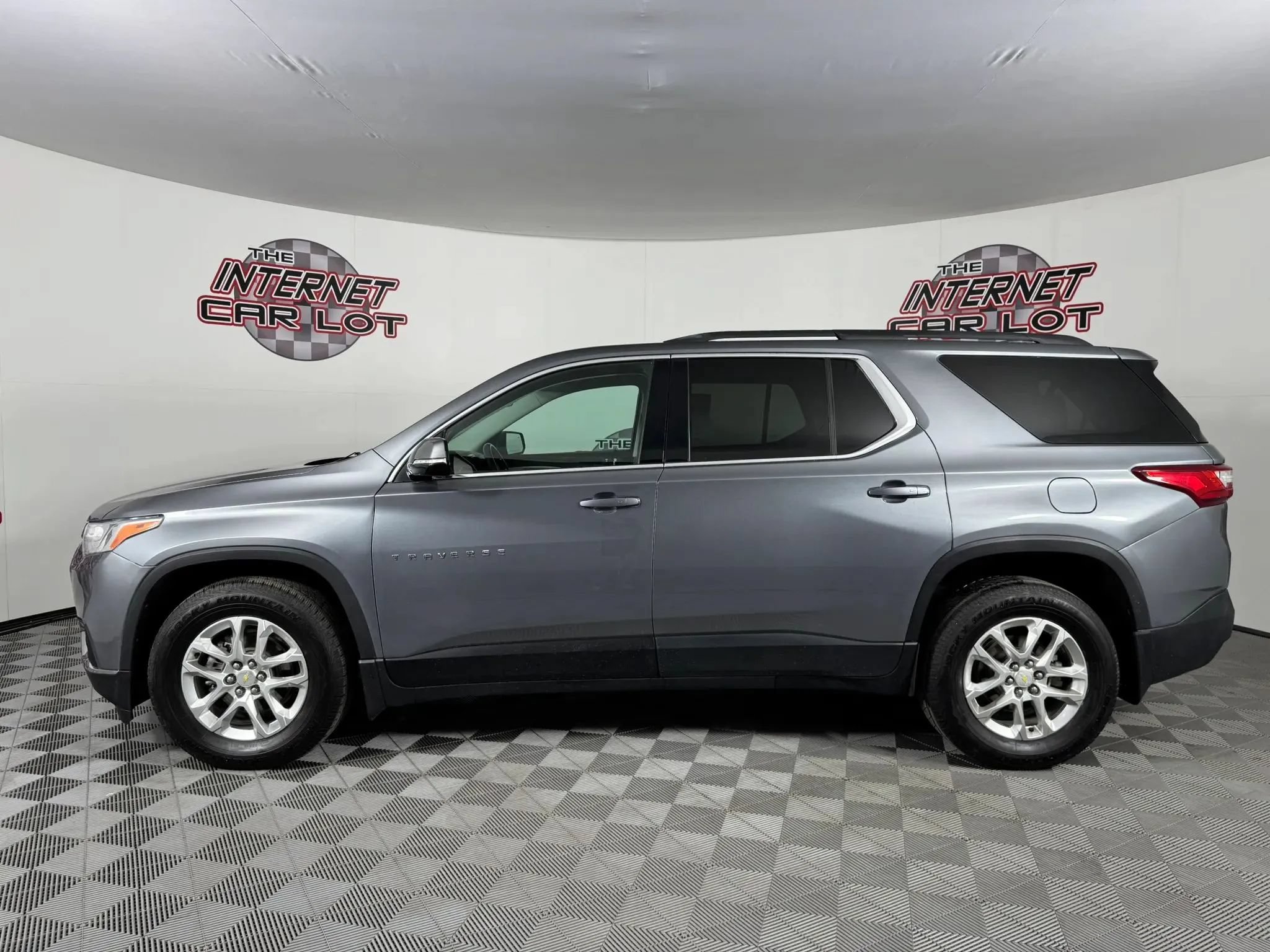 Used 2020 Chevrolet Traverse LT AWD/4WD image 4