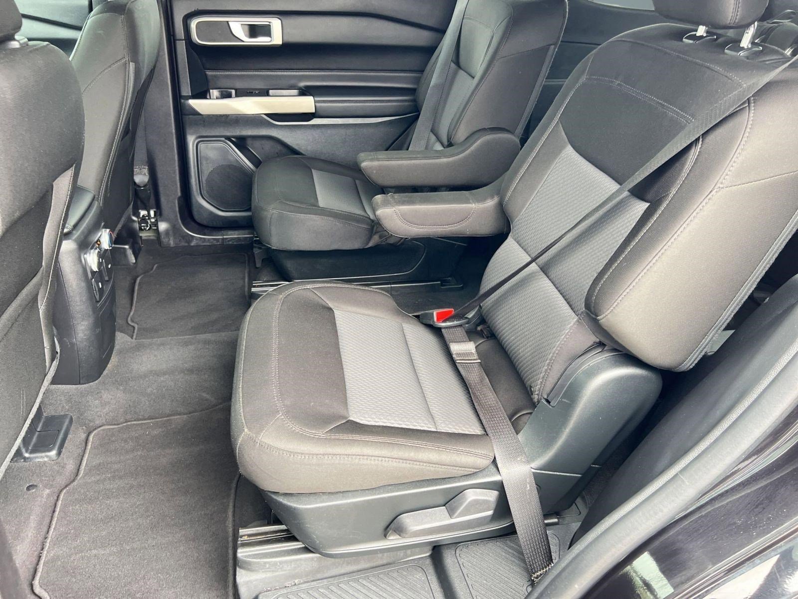 Used 2022 Ford Explorer XLT image 14