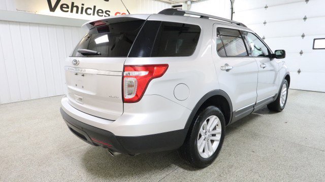 Used 2014 Ford Explorer XLT image 6