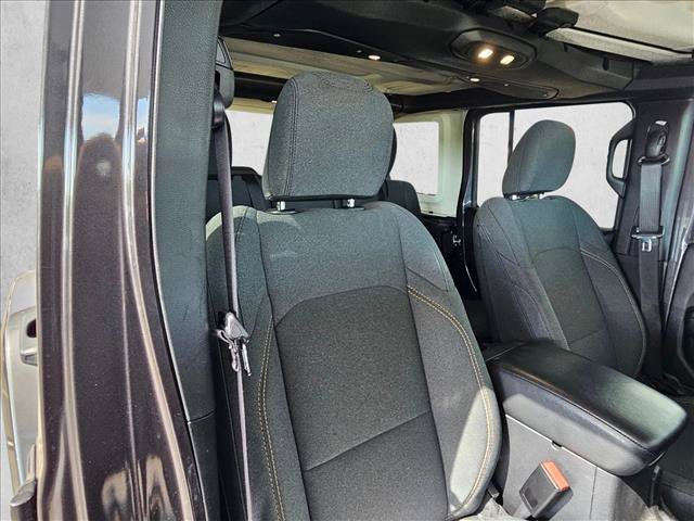 Used 2024 Jeep Wrangler Unlimited AWD/4WD image 17