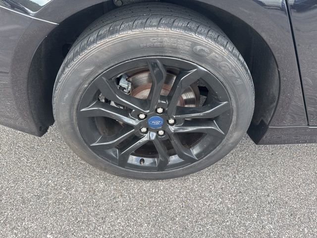 Used 2019 Ford Fusion SEL image 9