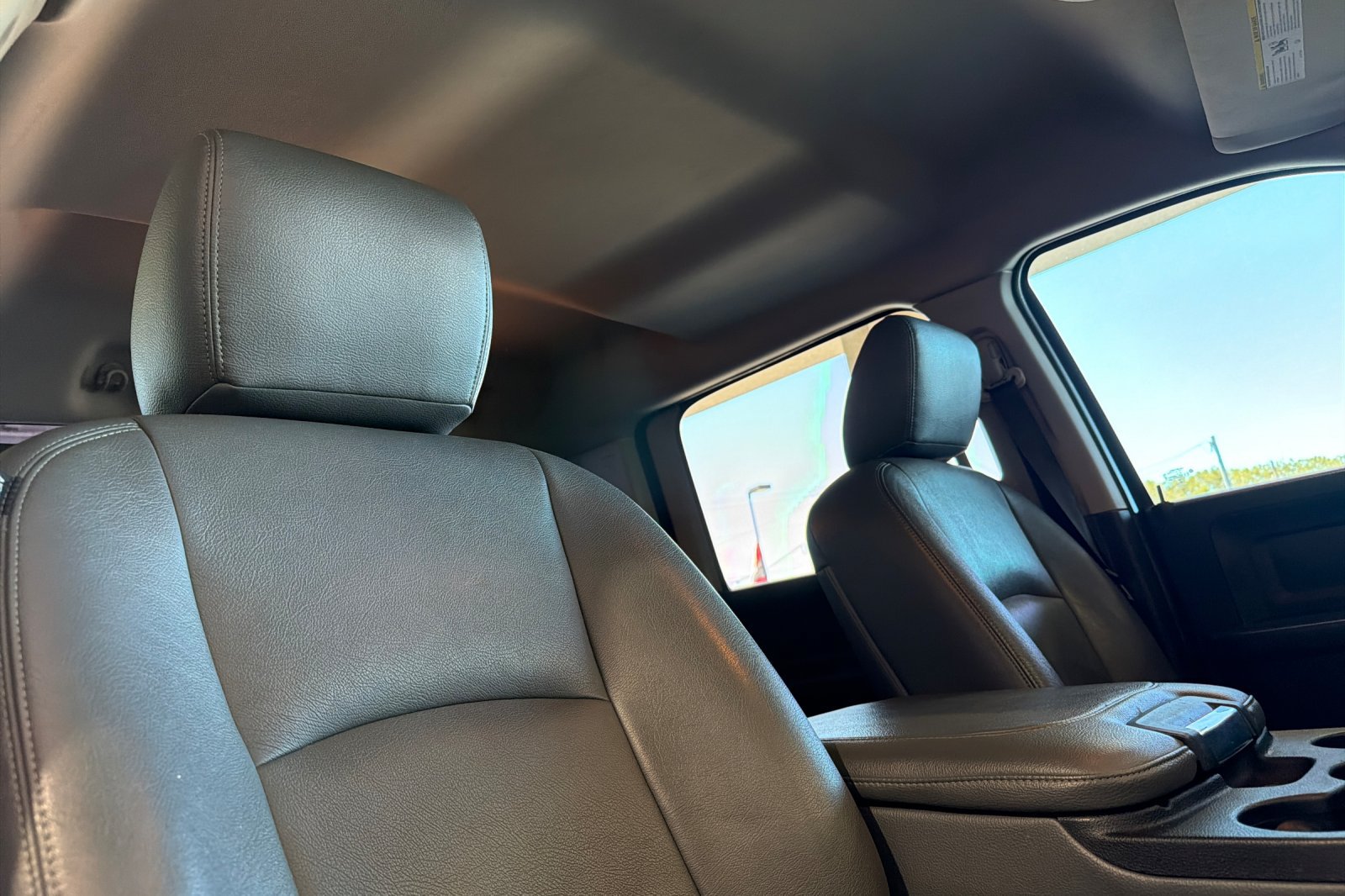 Used 2016 RAM 2500 Tradesman w/ Chrome Appearance Group AWD/4WD image 14