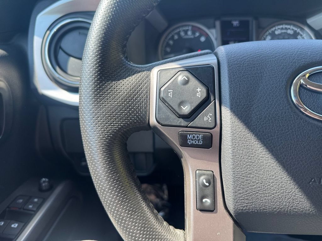 Used 2023 Toyota Tacoma SR5 AWD/4WD image 28