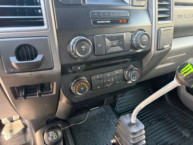 Used 2018 Ford F550 4x4 SuperCab Super Duty image 32