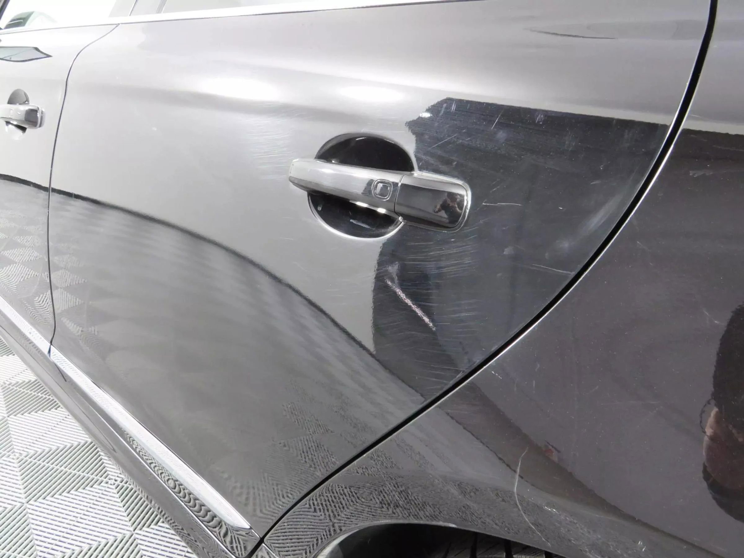 Used 2017 Volvo XC60 T6 Dynamic w/ Preferred Option Package image 30