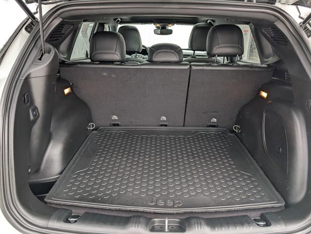 Used 2023 Jeep Compass High Altitude w/ Driver Assist Group I image 28