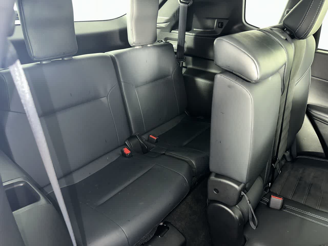 Used 2025 Mitsubishi Outlander SE FWD image 22