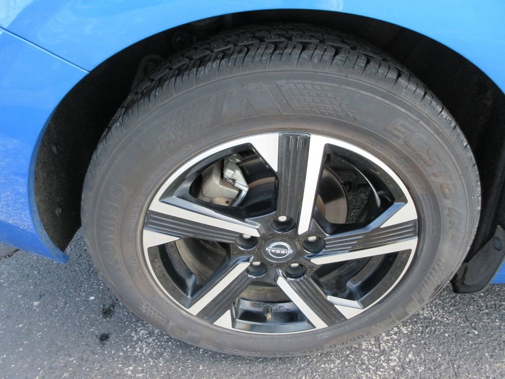 Used 2024 Nissan Sentra SV image 9