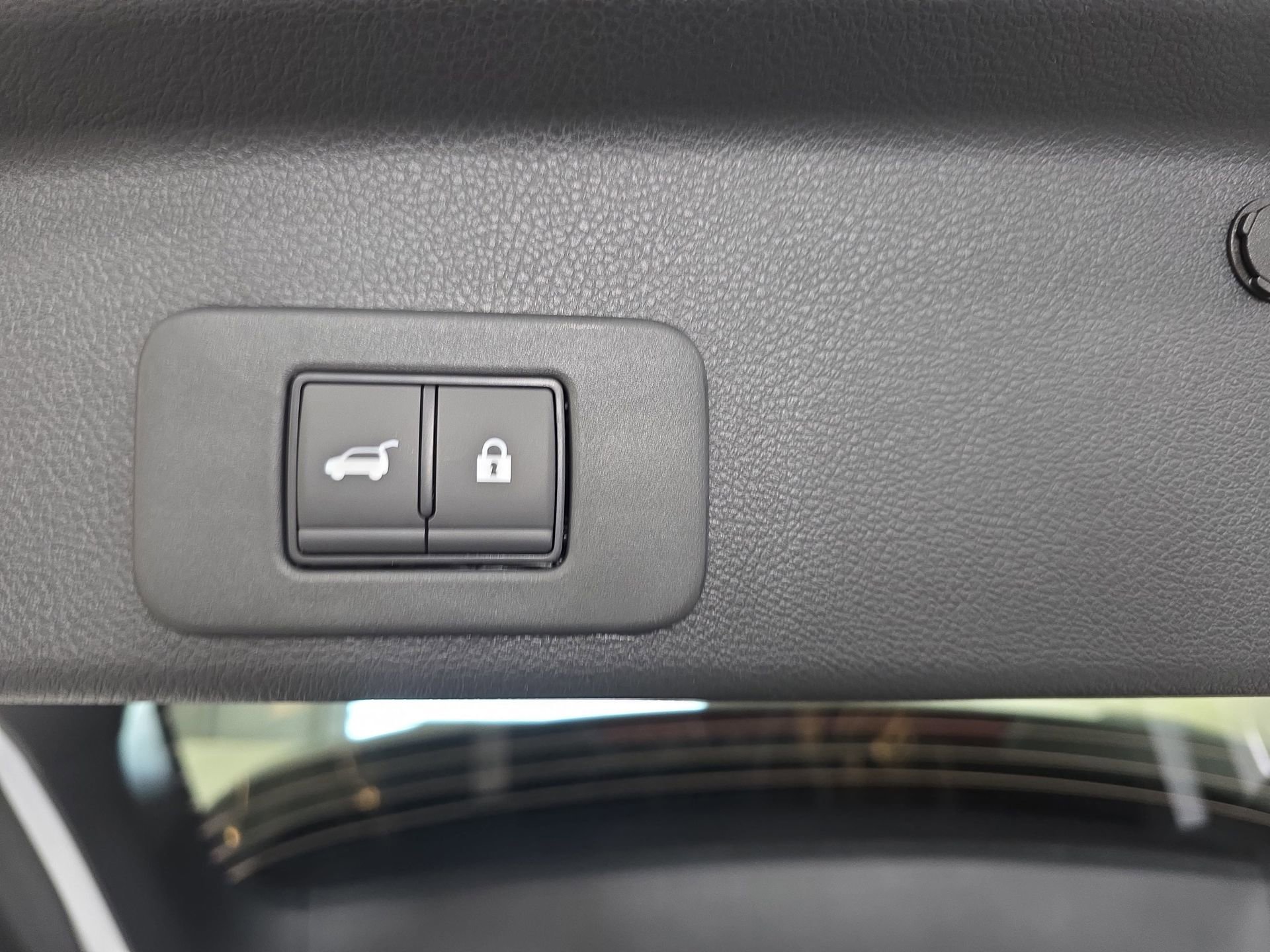 New 2026 Nissan Murano SV image 13