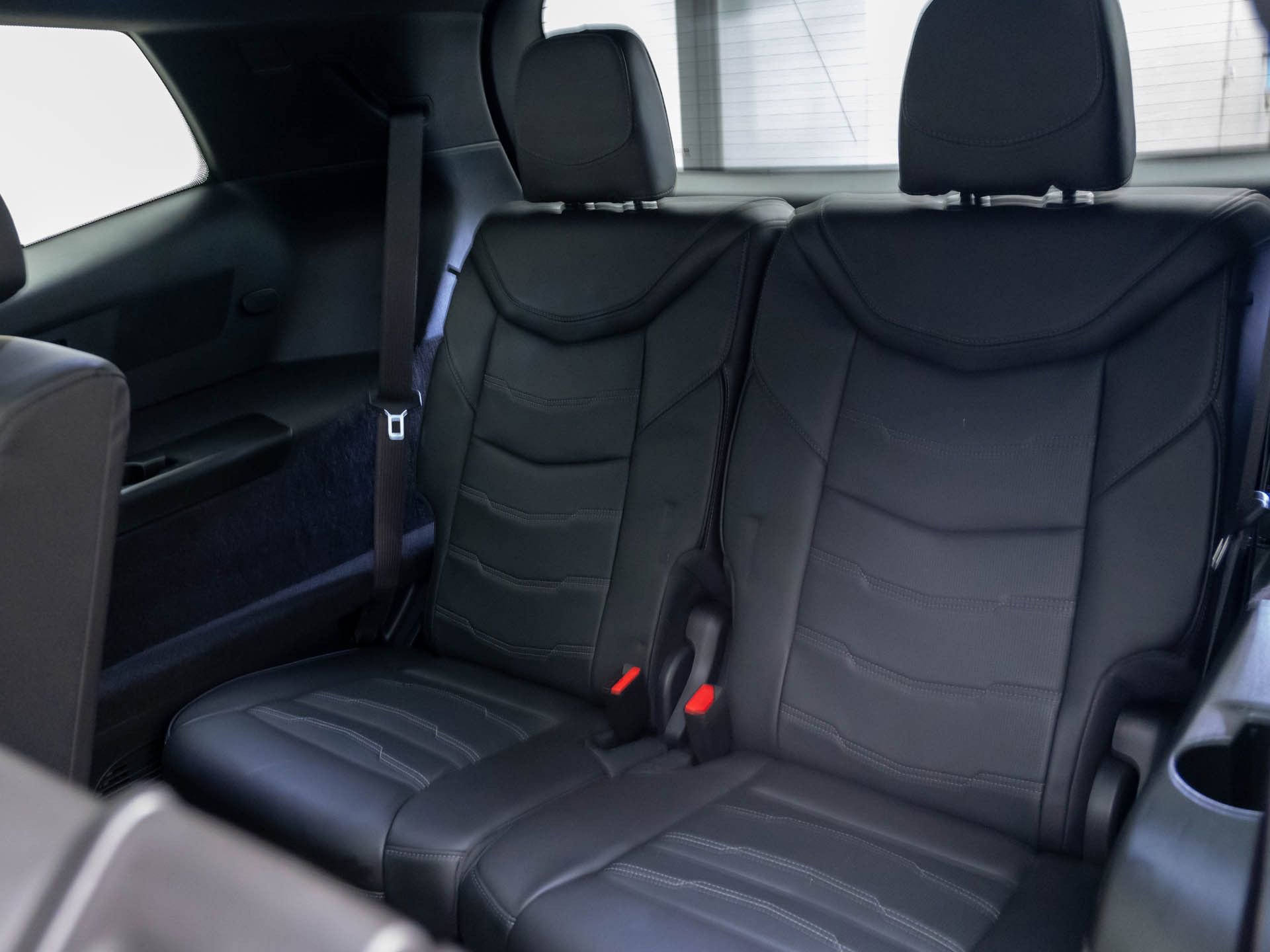 Certified 2025 Cadillac XT6 Sport w/ Platinum Package image 34