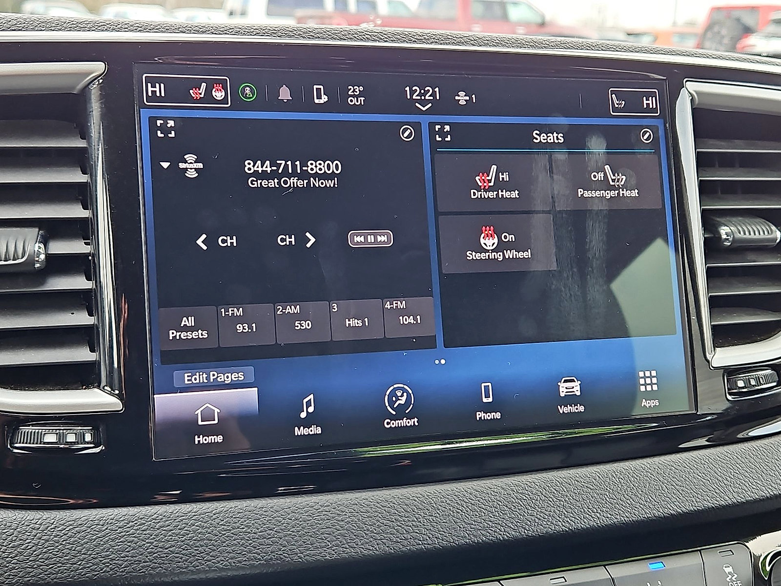 Used 2024 Chrysler Pacifica Touring-L FWD image 14