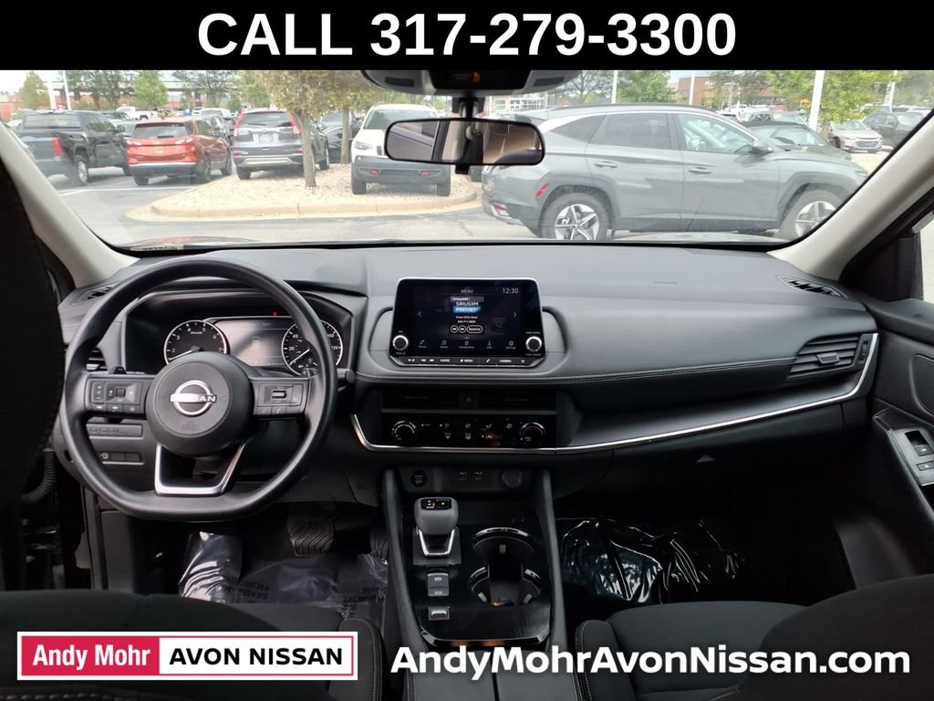 Used 2024 Nissan Rogue S FWD image 35