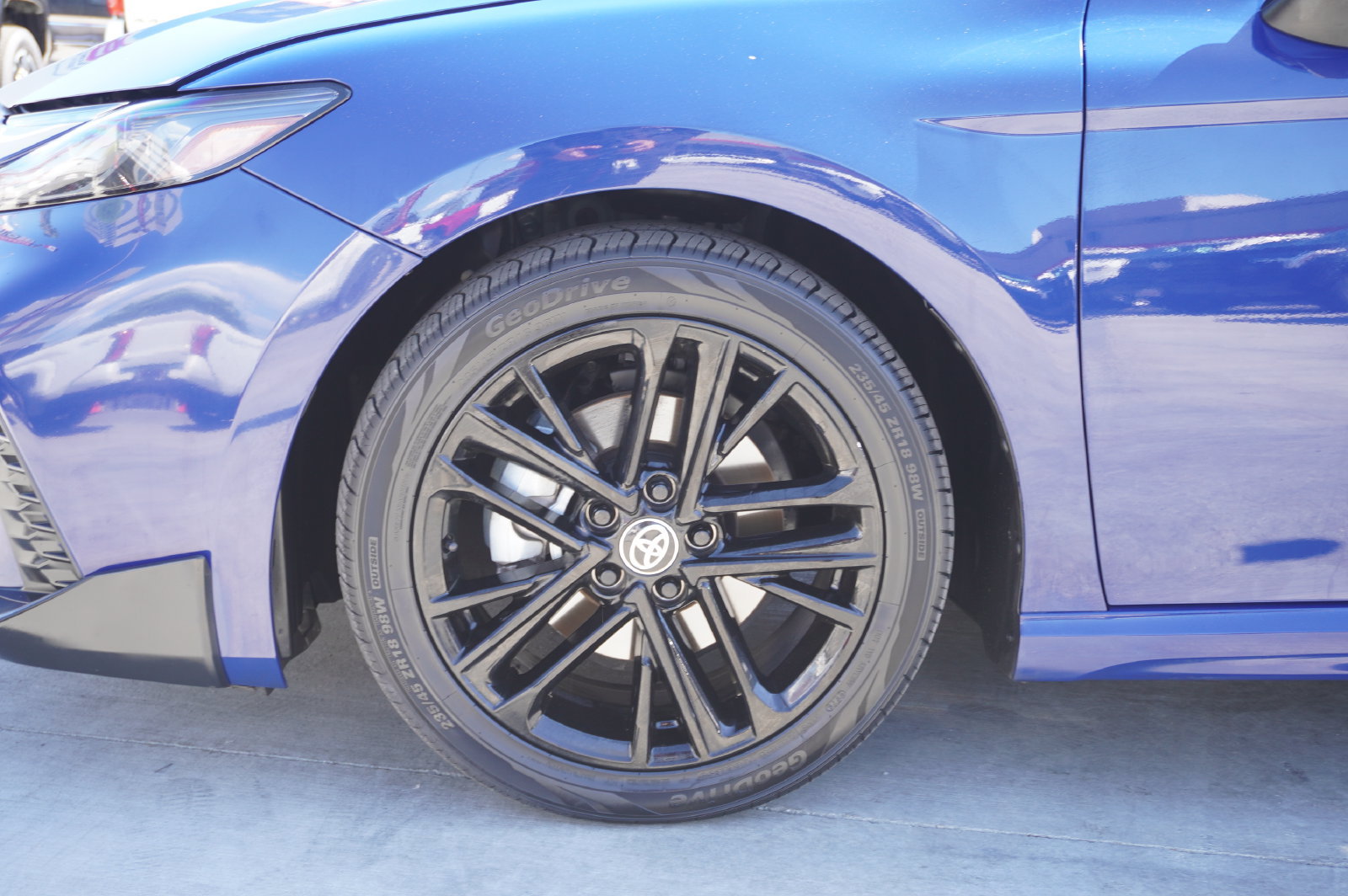 Certified 2025 Toyota Camry SE FWD image 19