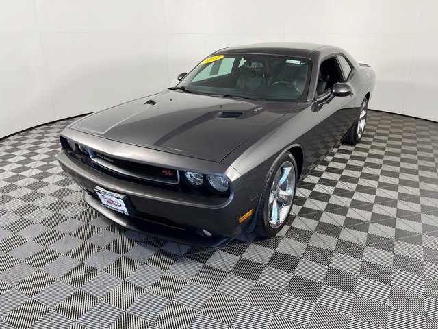 Used 2014 Dodge Challenger R/T Plus RWD image 3