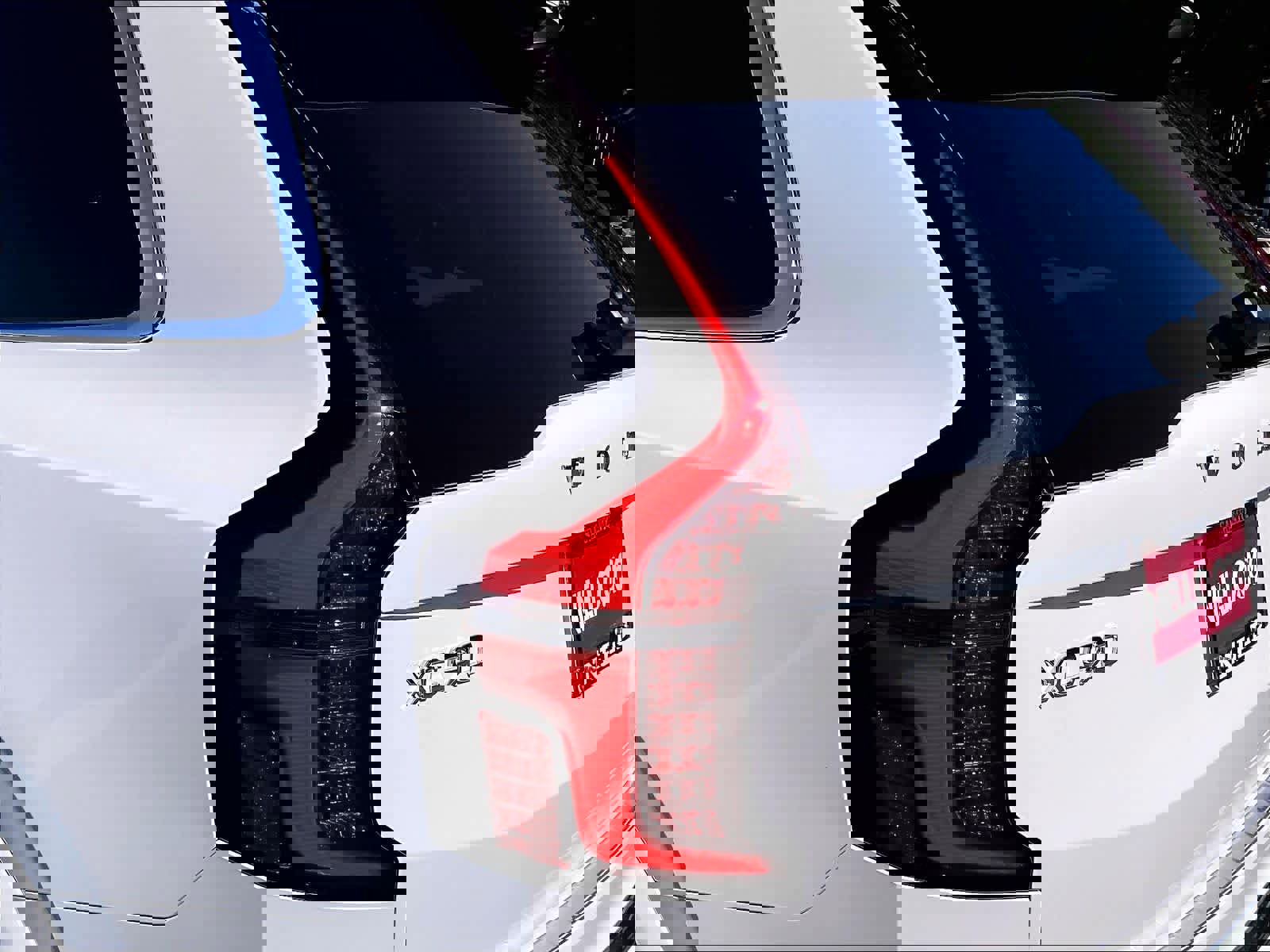 New 2026 Volvo XC90 B6 Ultra w/ Protection Package AWD/4WD image 25