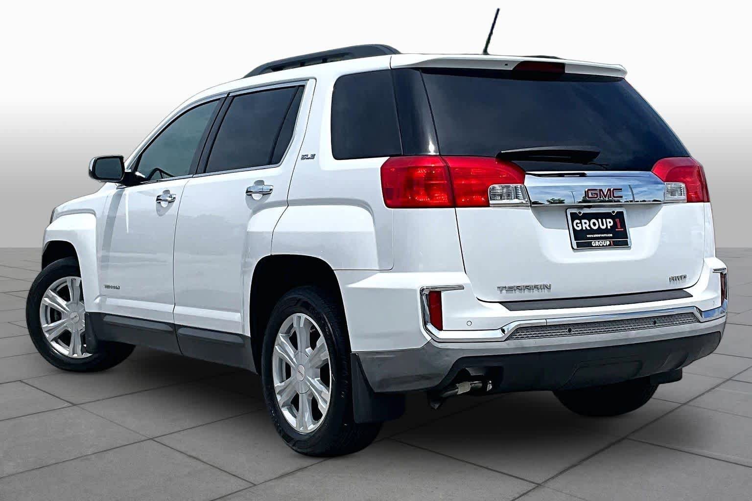 Used 2017 GMC Terrain SLE w/ Chrome Edition AWD/4WD image 12