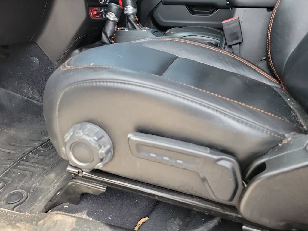 Used 2022 Jeep Gladiator Mojave w/ Cold Weather Group AWD/4WD image 12