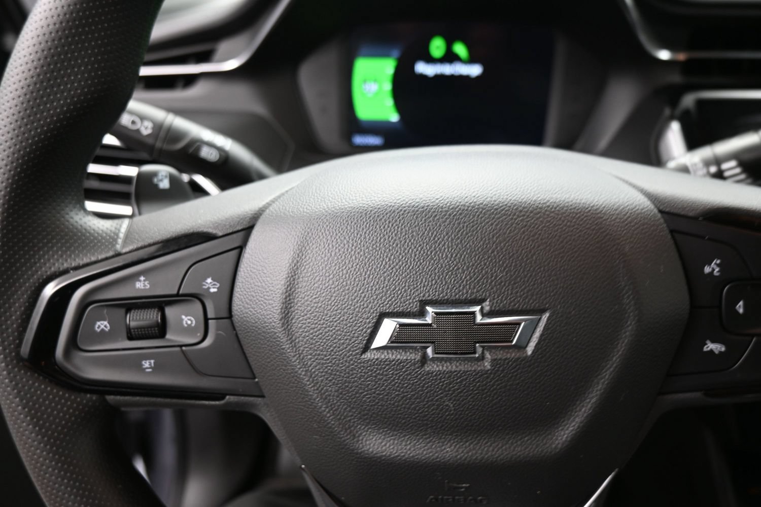 Used 2022 Chevrolet Bolt EUV LT w/ Driver Confidence Package FWD image 16