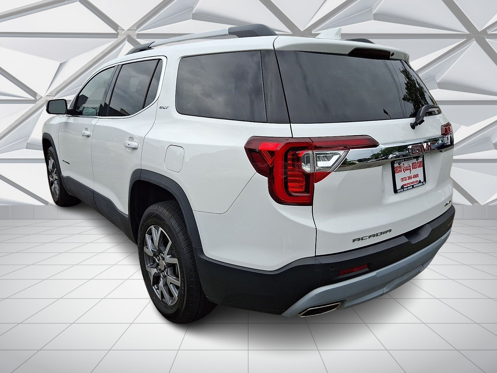 Used 2023 GMC Acadia SLT AWD/4WD image 7