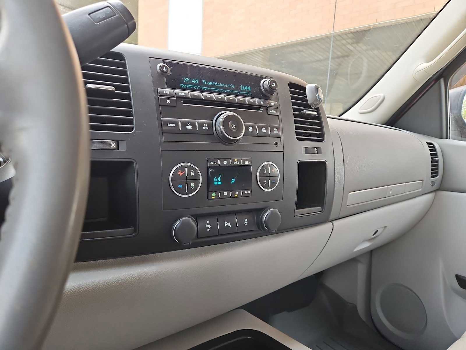 Used 2013 GMC Sierra 1500 SLE w/ SLE Preferred Package RWD image 27