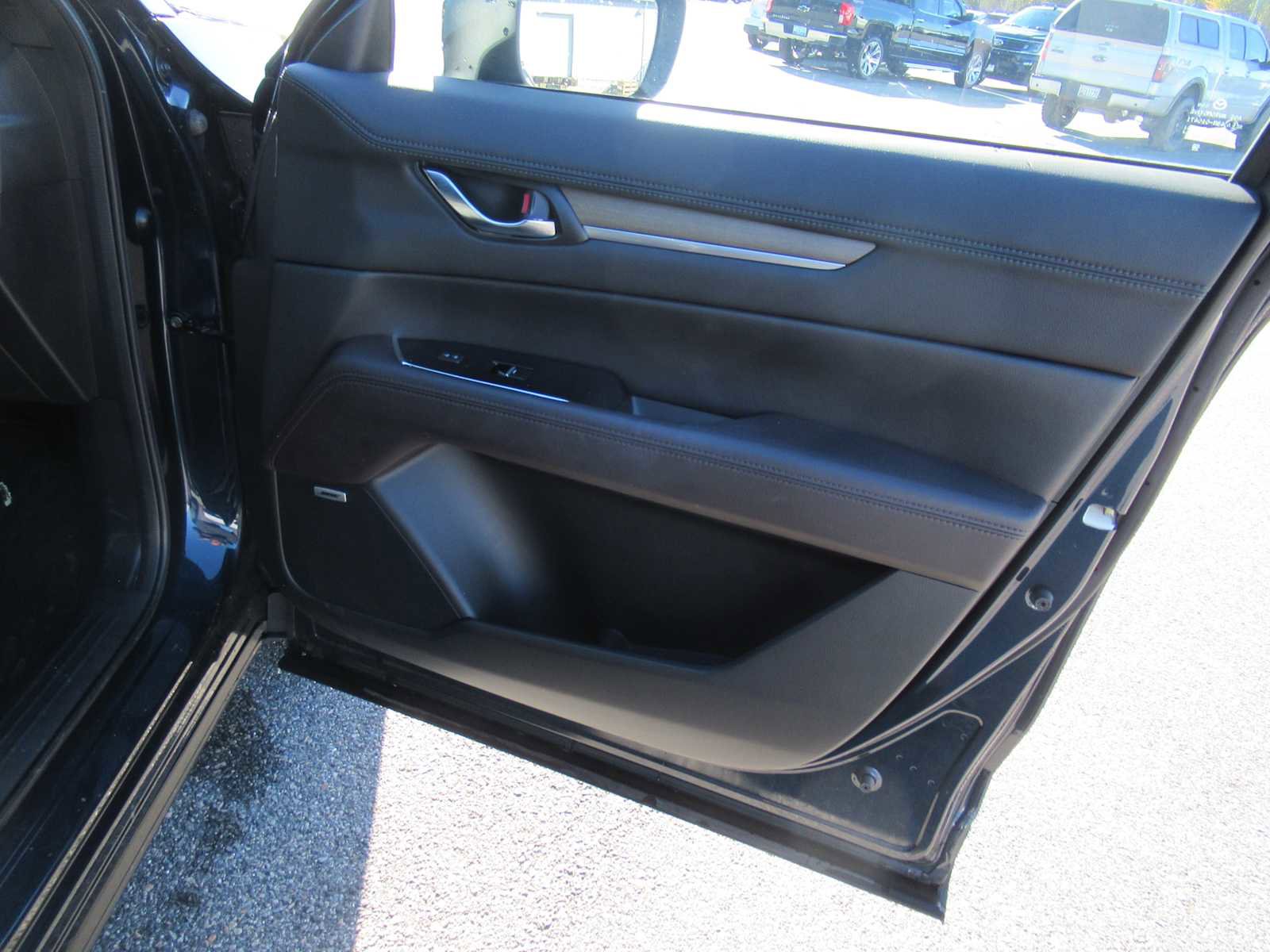 Used 2021 MAZDA CX-5 Signature image 24