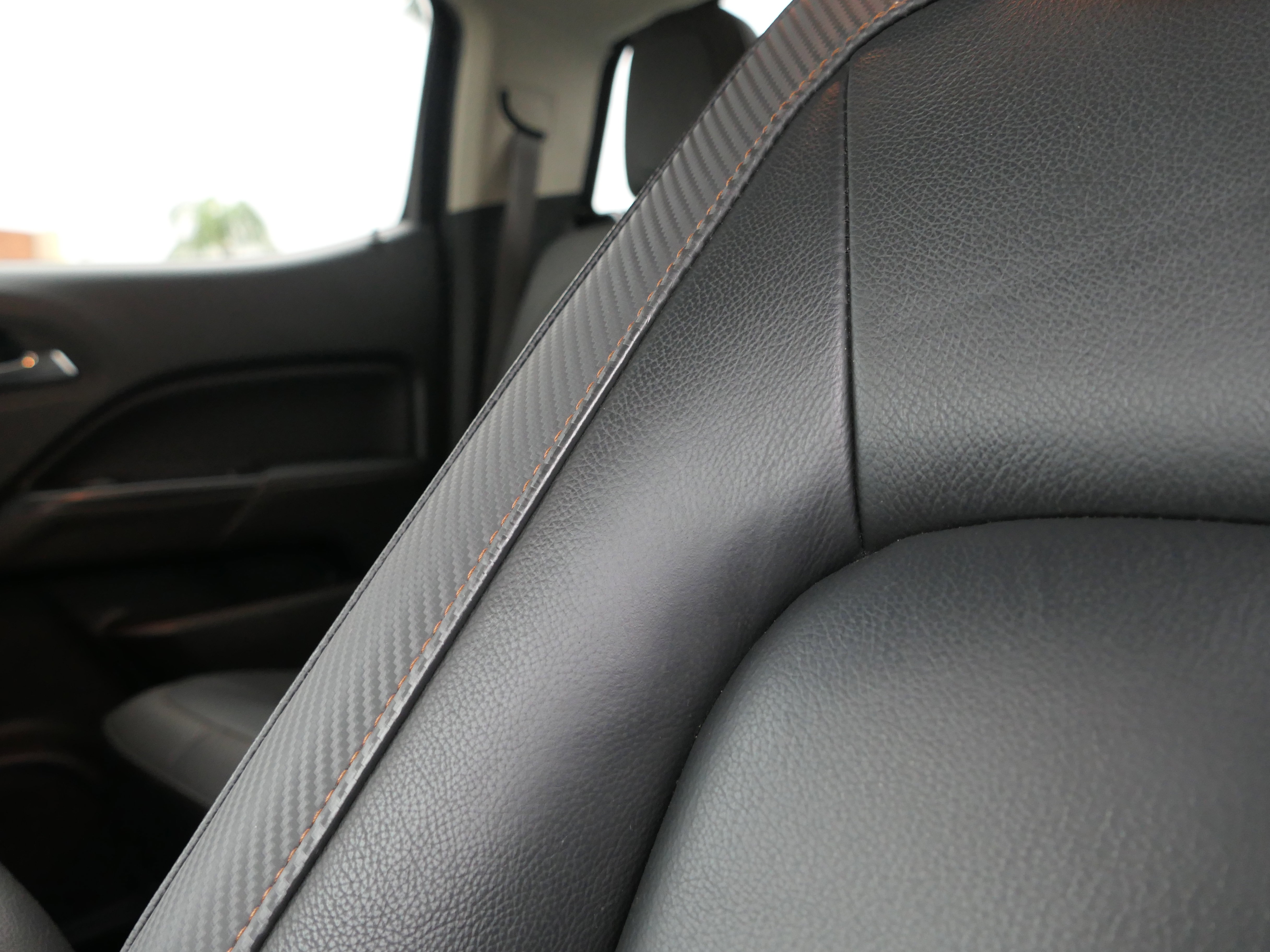 Used 2022 GMC Canyon AT4 image 14