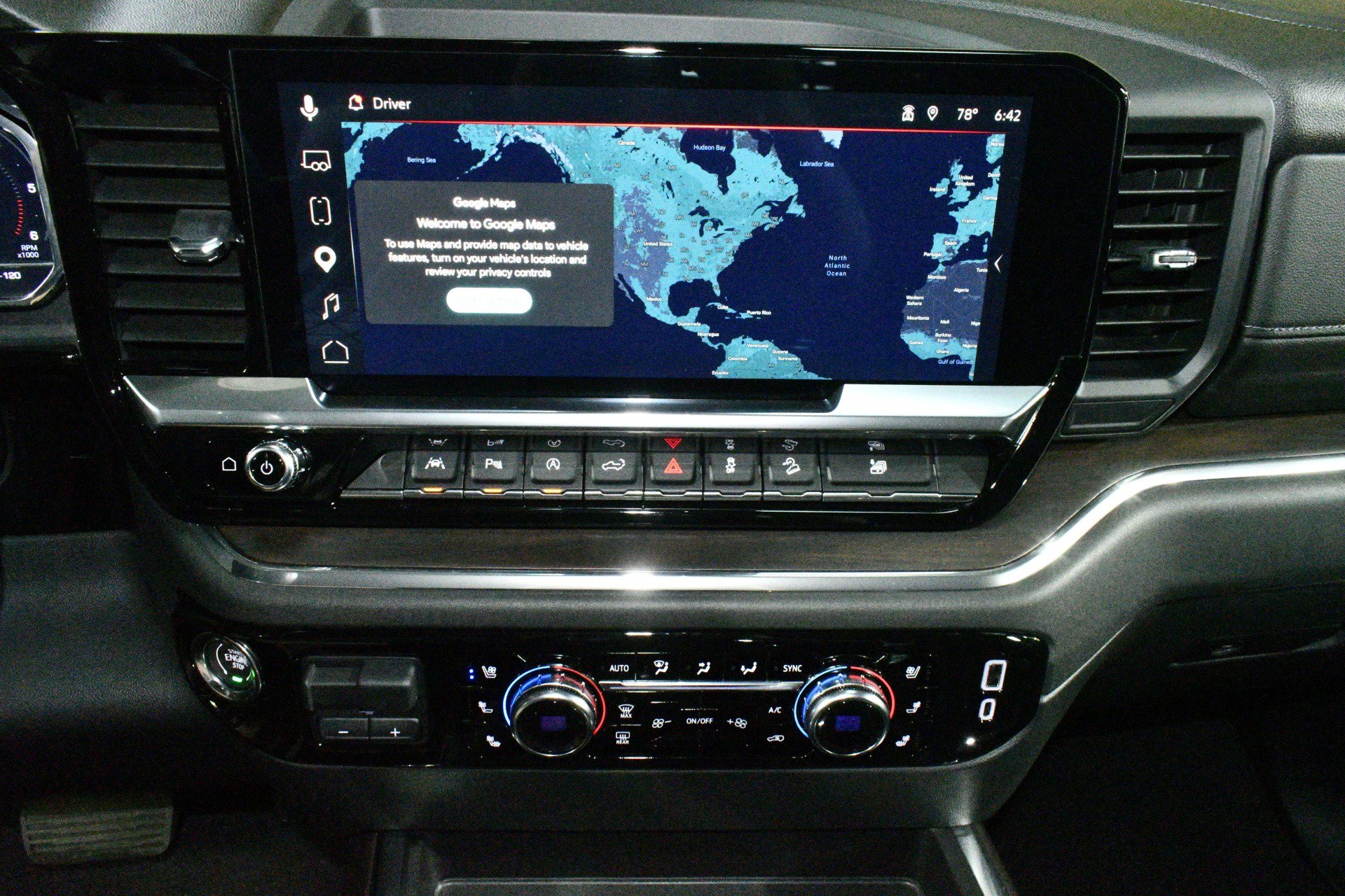 Used 2023 GMC Sierra 1500 SLT w/ SLT Premium Plus Package AWD/4WD image 32