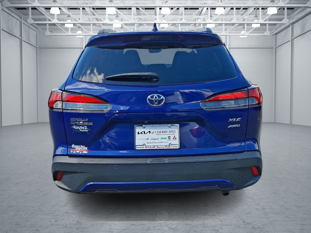 Used 2022 Toyota Corolla Cross XLE w/ Convenience Package AWD/4WD image 8