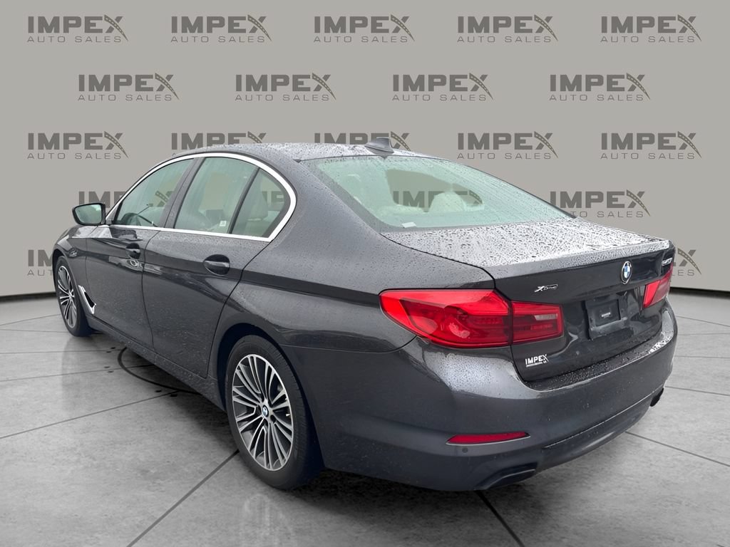 Used 2019 BMW 540i xDrive w/ Executive Package AWD/4WD image 2
