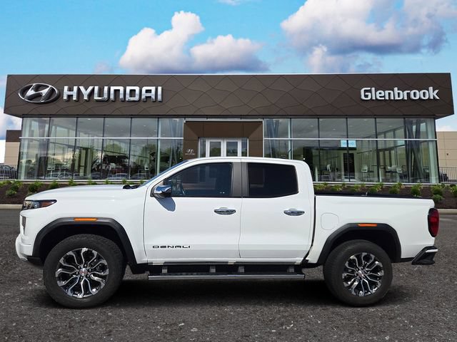 Used 2023 GMC Canyon Denali AWD/4WD image 1