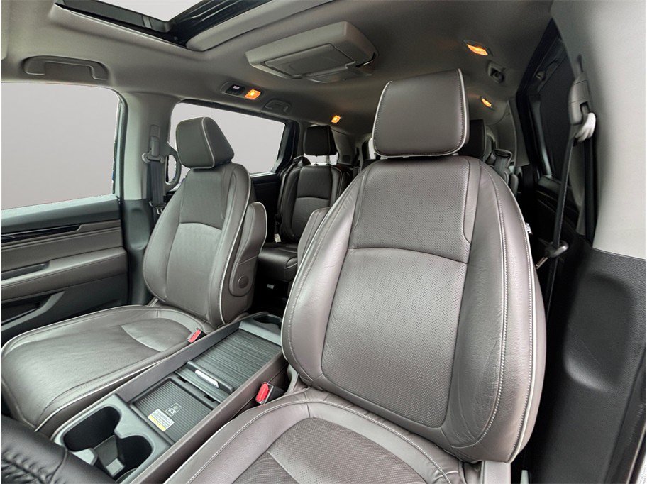 Used 2023 Honda Odyssey Elite image 19