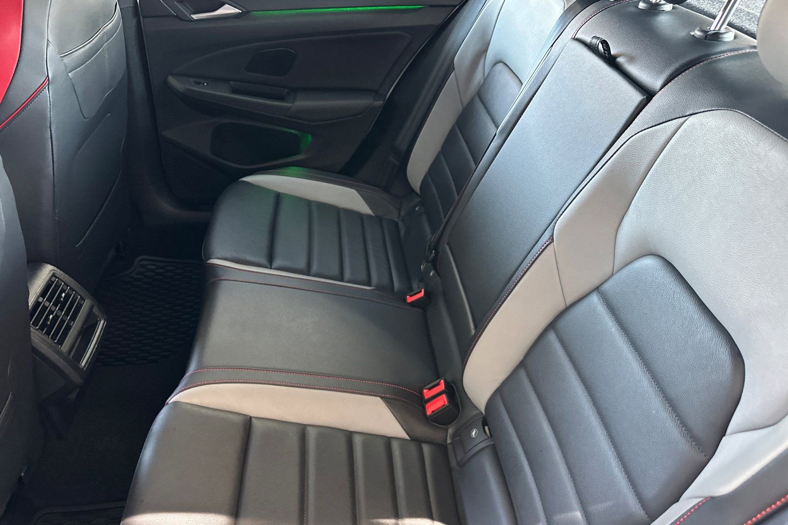 Used 2024 Volkswagen GTI SE image 12