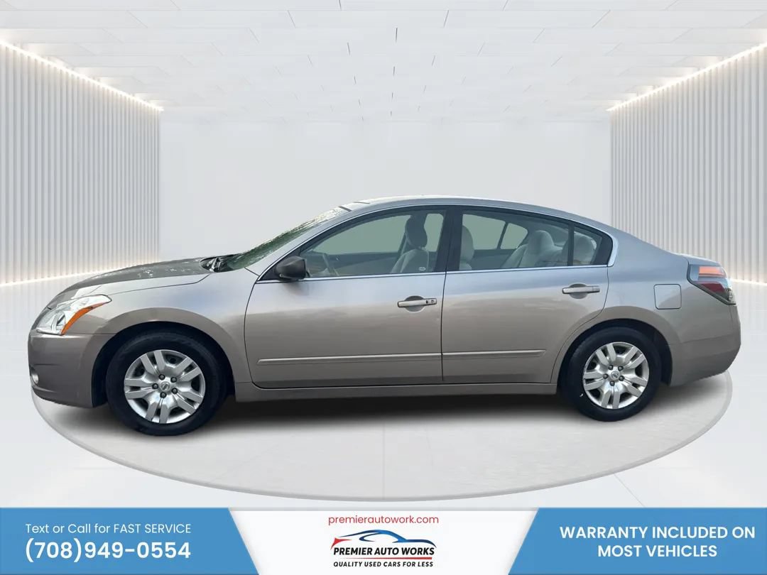 Used 2012 Nissan Altima Sedan FWD image 9