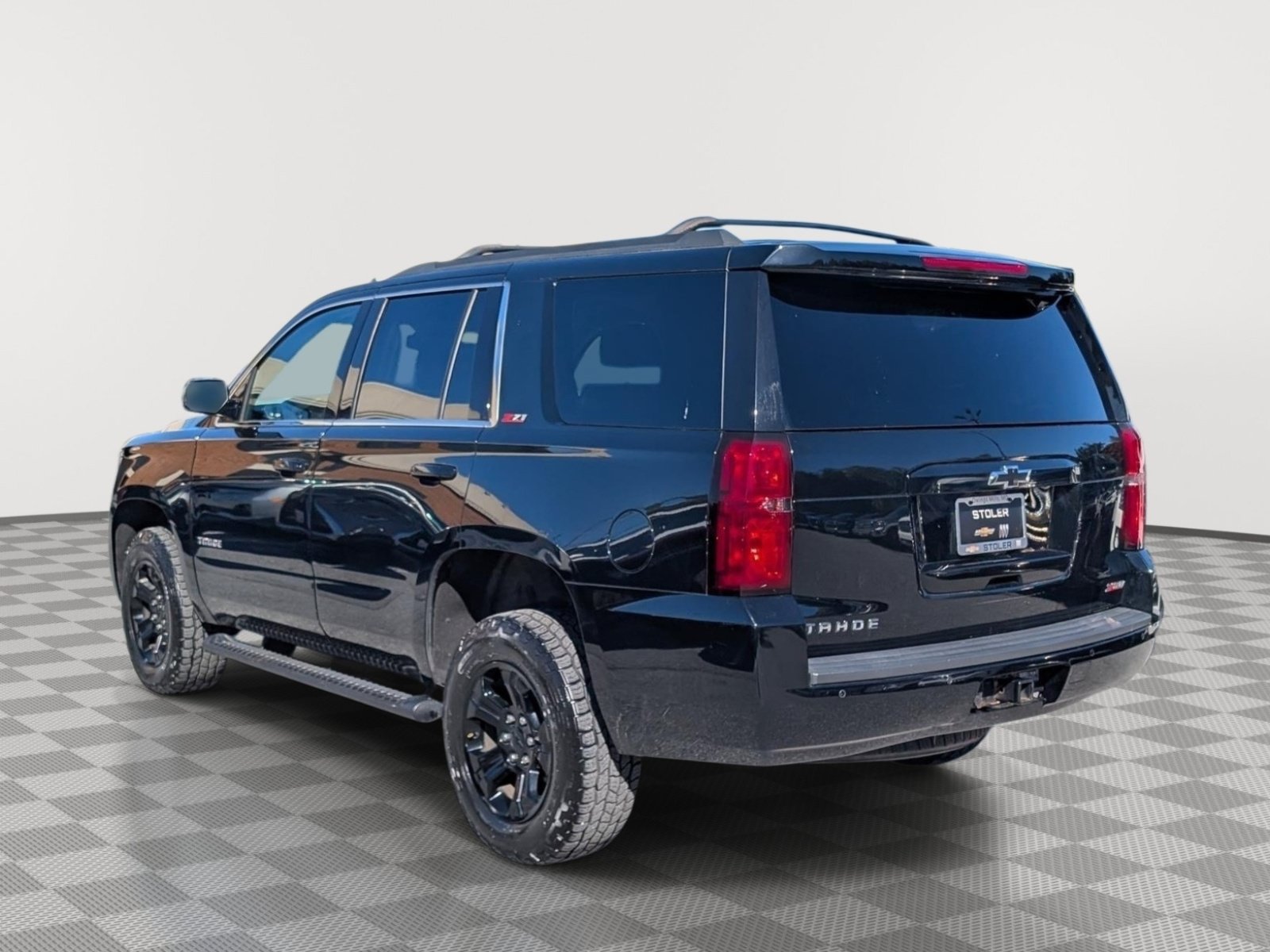 Used 2018 Chevrolet Tahoe LT w/ Z71 Midnight Edition AWD/4WD image 3