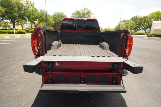 Used 2024 GMC Sierra 2500 AT4 w/ AT4 Preferred Package AWD/4WD image 11