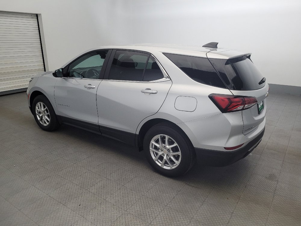 Used 2022 Chevrolet Equinox LT image 3