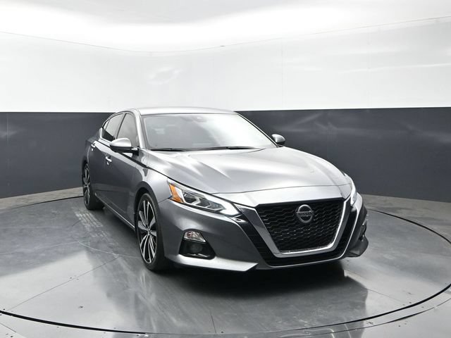 Used 2020 Nissan Altima 2.0 Platinum FWD image 5