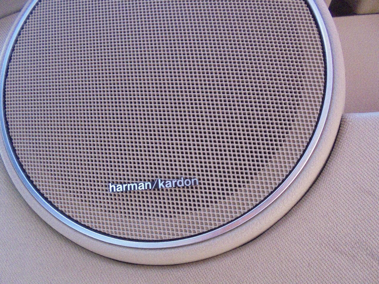 Used 2014 Mercedes-Benz C 300 C 300 Sport 4MATIC AWD 4dr Sed w/ Premium 1 Package image 21