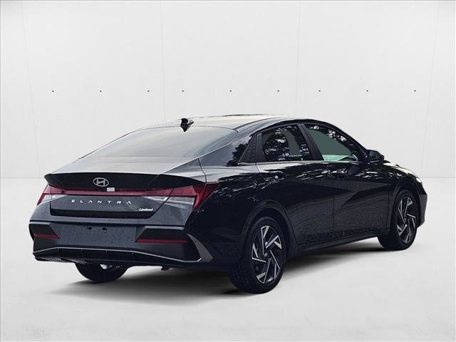 New 2025 Hyundai Elantra Limited image 2