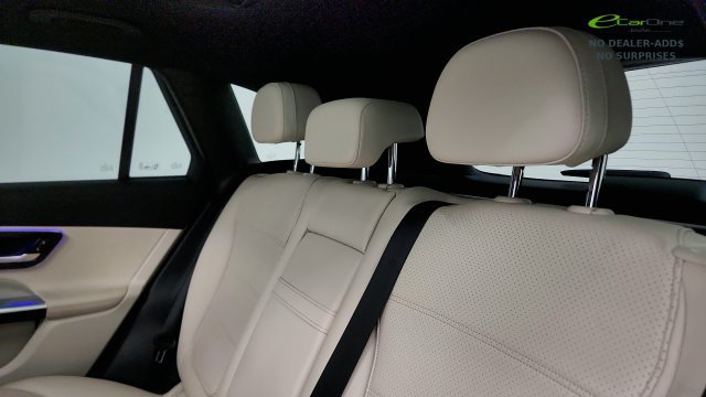 Used 2025 Mercedes-Benz GLC 350e 4MATIC image 48