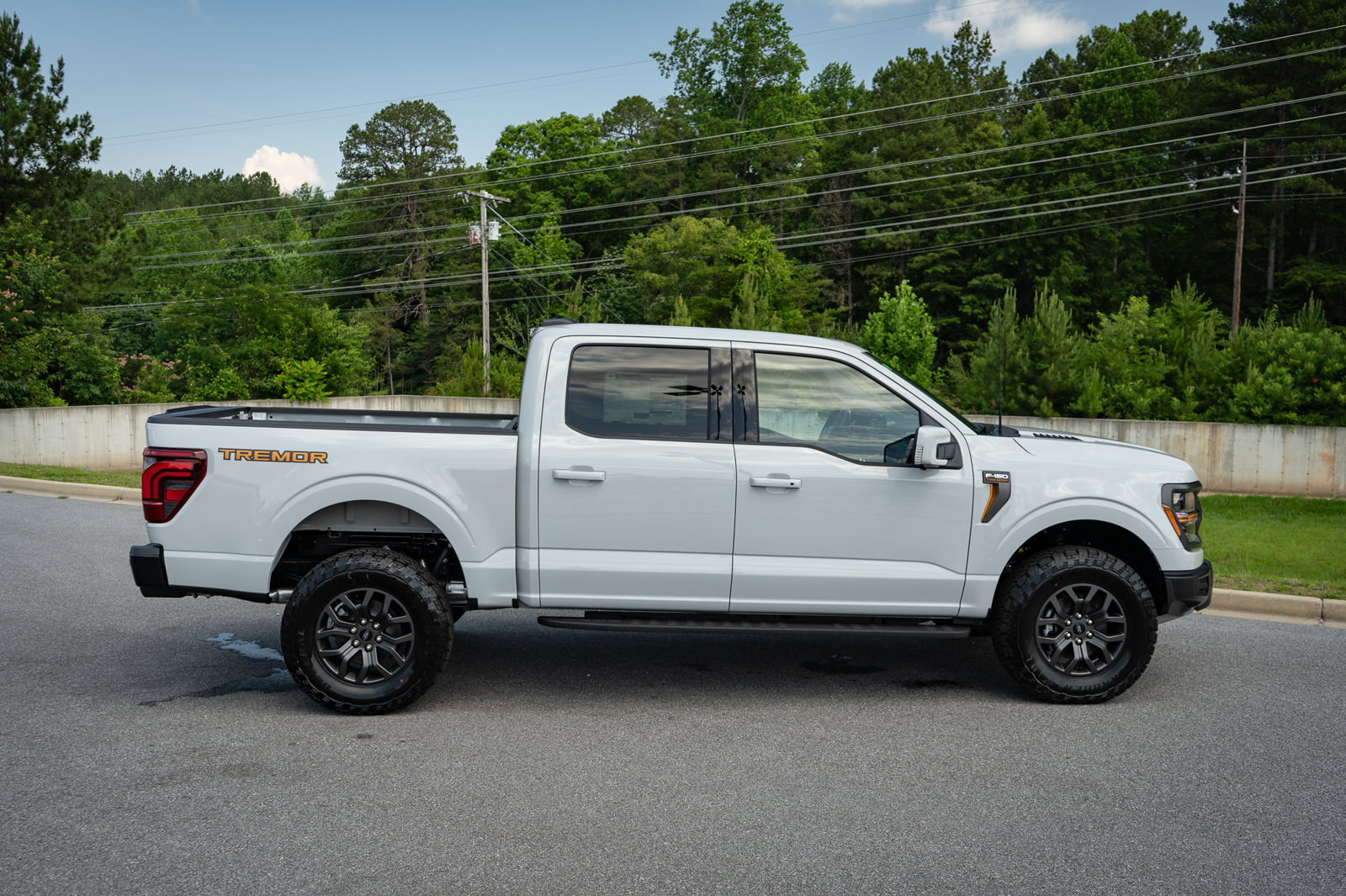 New 2026 Ford F150 Tremor w/ Equipment Group 402A High AWD/4WD image 23