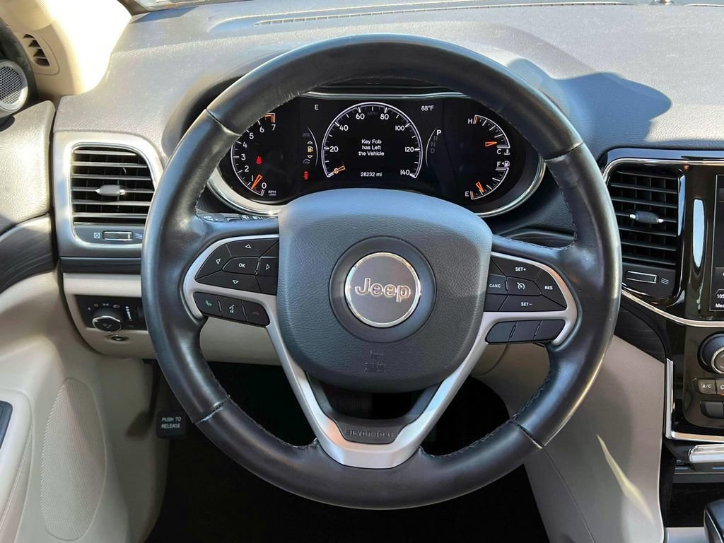 Certified 2022 Jeep Grand Cherokee Laredo E image 13